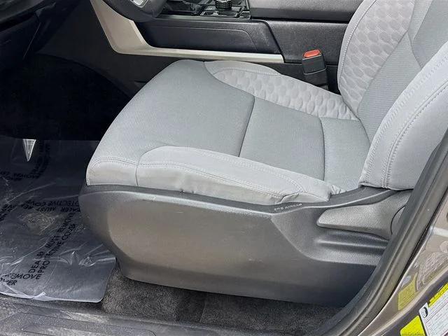 Used 2022 Gray Toyota SR5 image 18