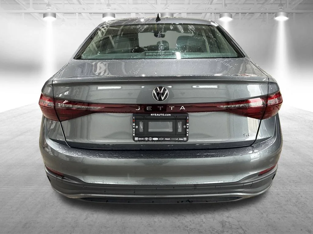 Used 2026 Gray Volkswagen 1.5T SE image 5