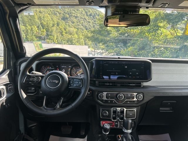 2024 Jeep Gladiator Jeep Beach - Photo 20