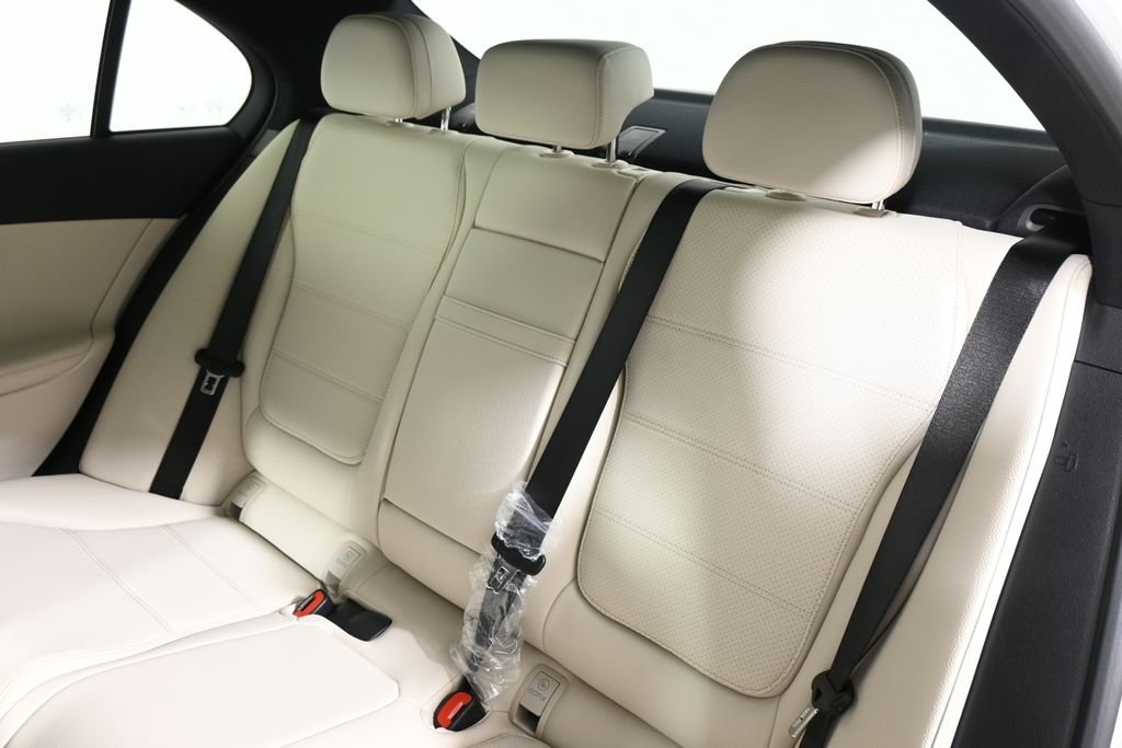 Used 2026 Polar White Mercedes-Benz C 300 image 4