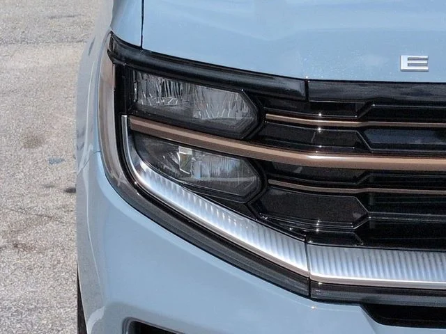 New 2027 Glacier Gray Metallic Tri-Coat Ford King Ranch® image 10