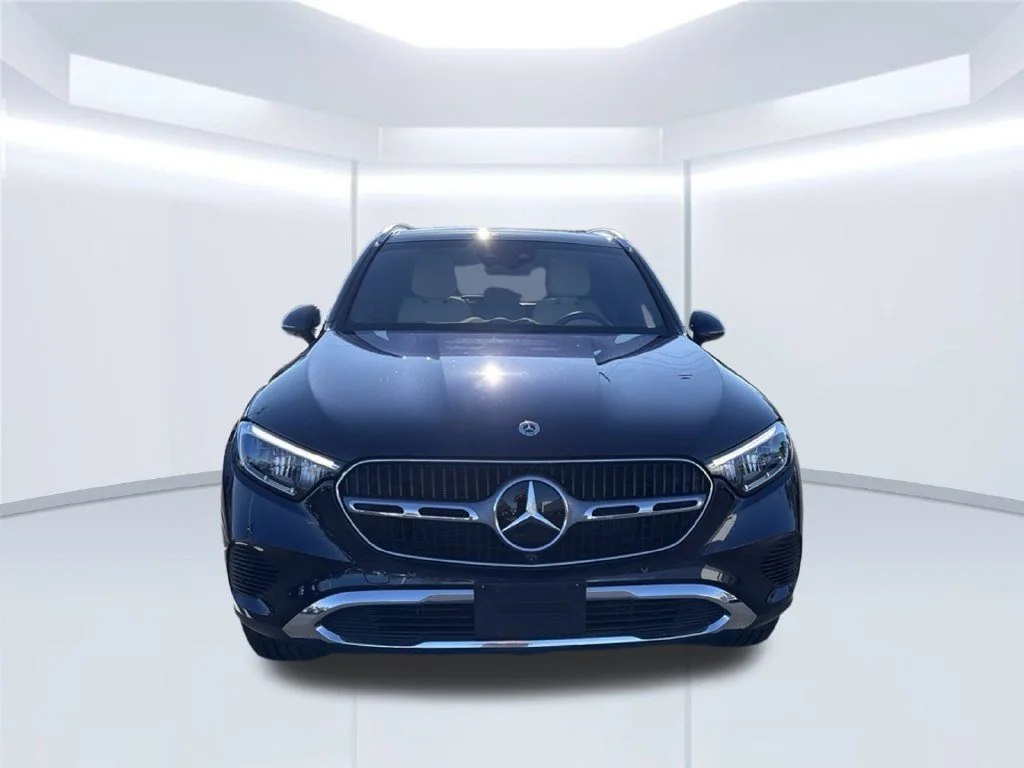 Certified Used 2024 Nautical Blue Metallic Mercedes-Benz GLC 300 image 10