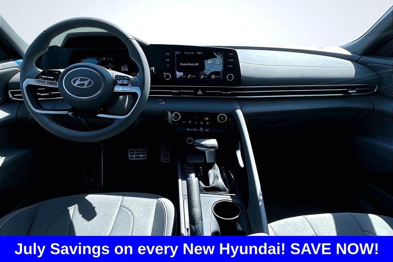 New 2026 White Hyundai SEL Sport image 27