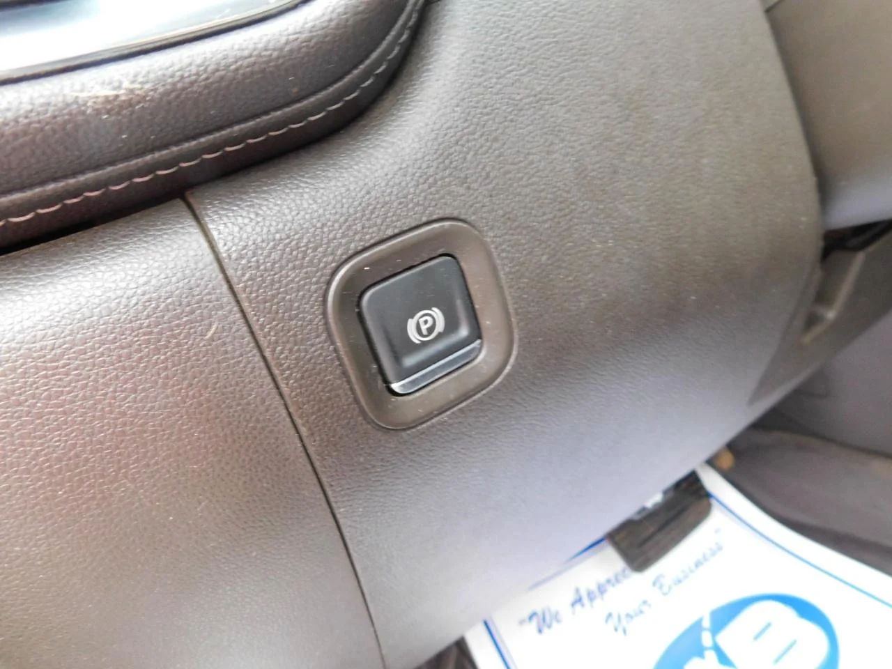 Used 2021 White Chevrolet 4WD CREW CAB 159 in LTZ image 35
