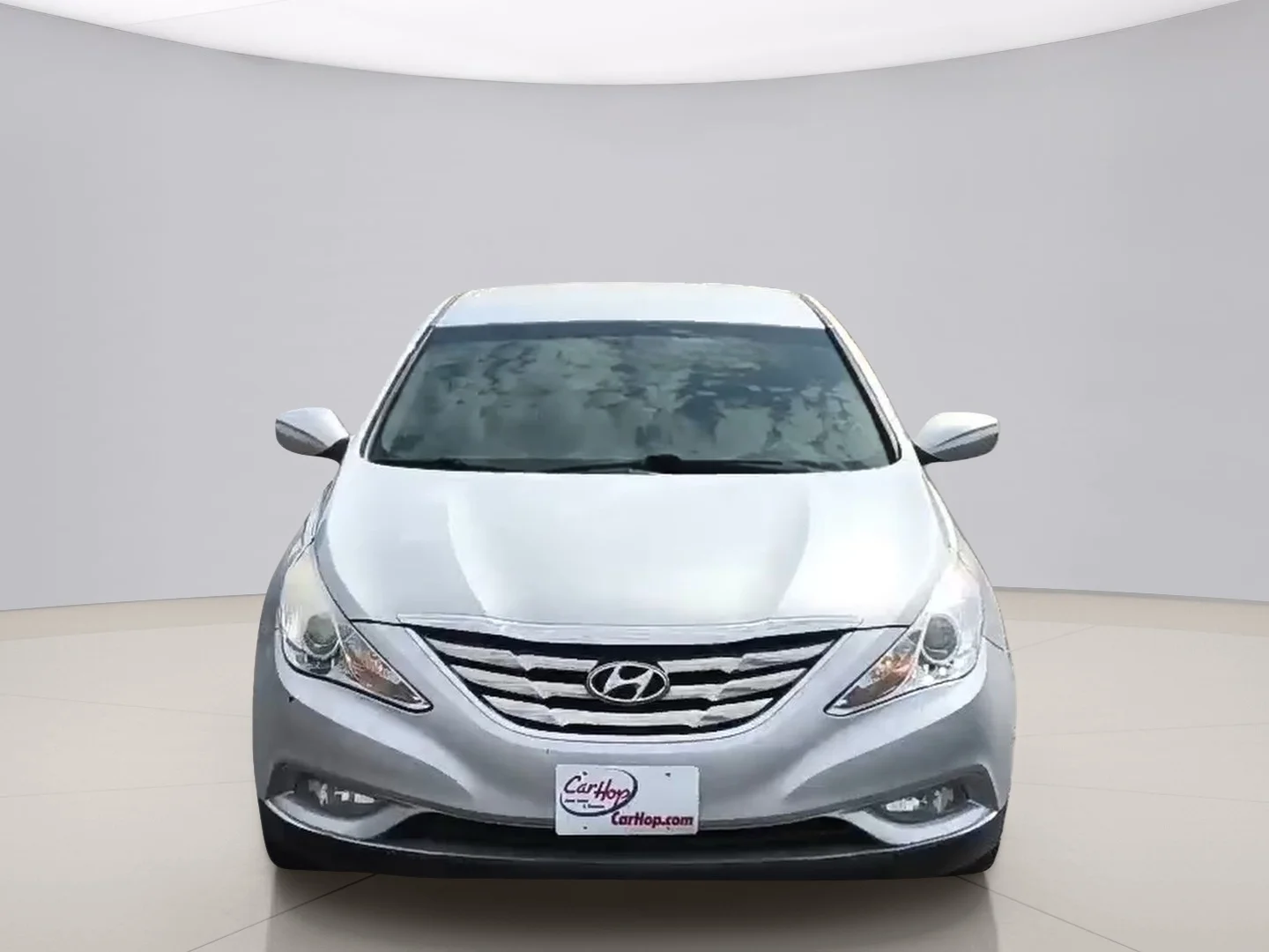 Used 2011 Silver Hyundai LIMITED image 8