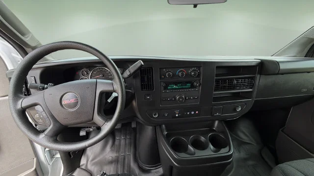 Used 2025 White GMC Work Van image 20
