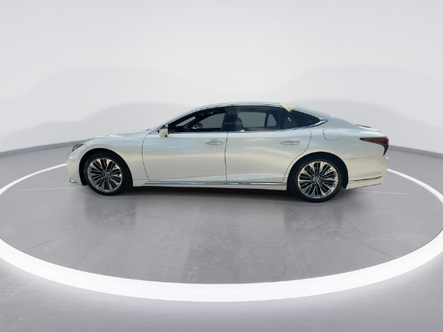 Certified Used 2021 EMINENT WHITE PEARL Lexus 500 Base image 5