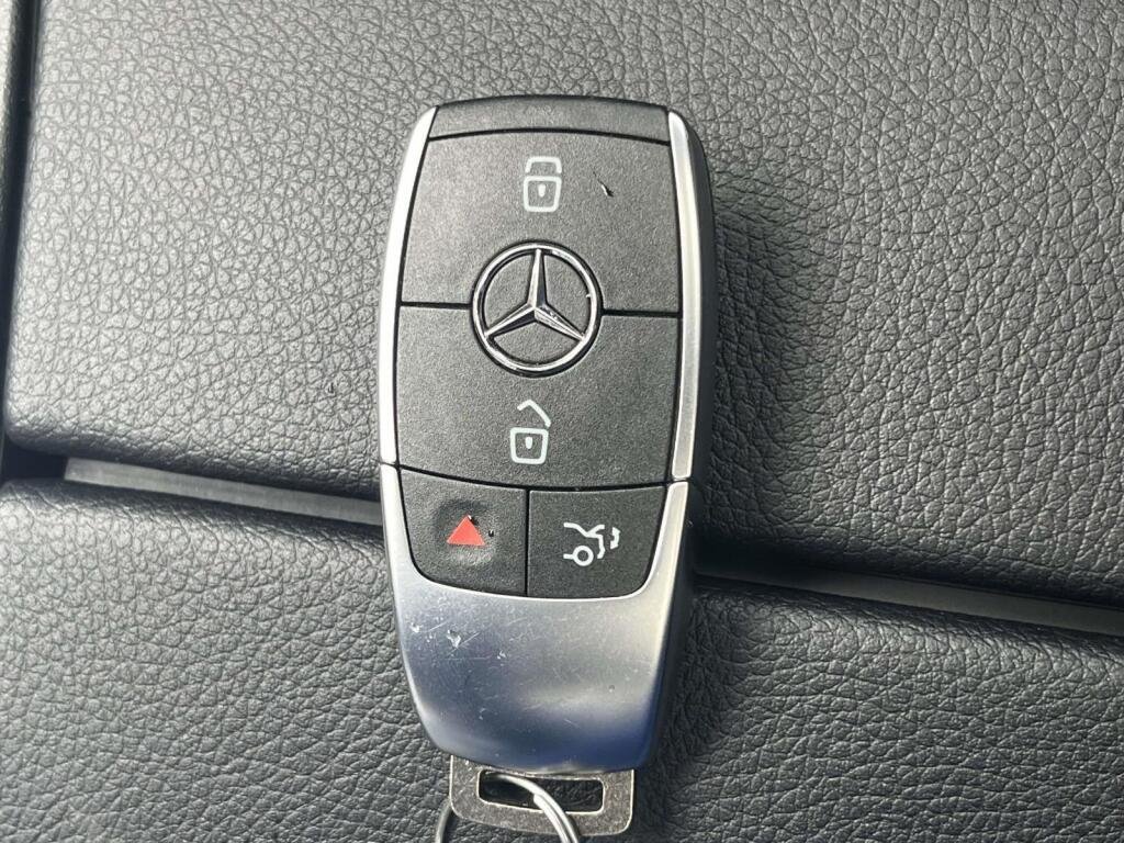 Used 2023 Polar White Mercedes-Benz CLA 250 image 4