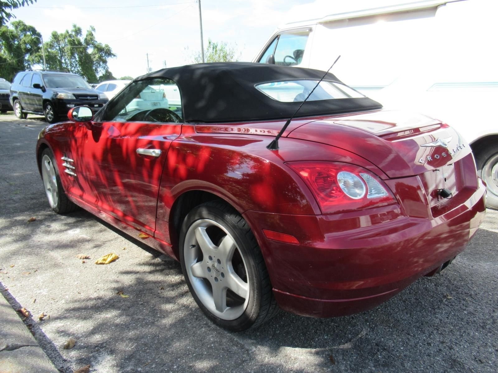 Used 2007 Red Chrysler Base image 3