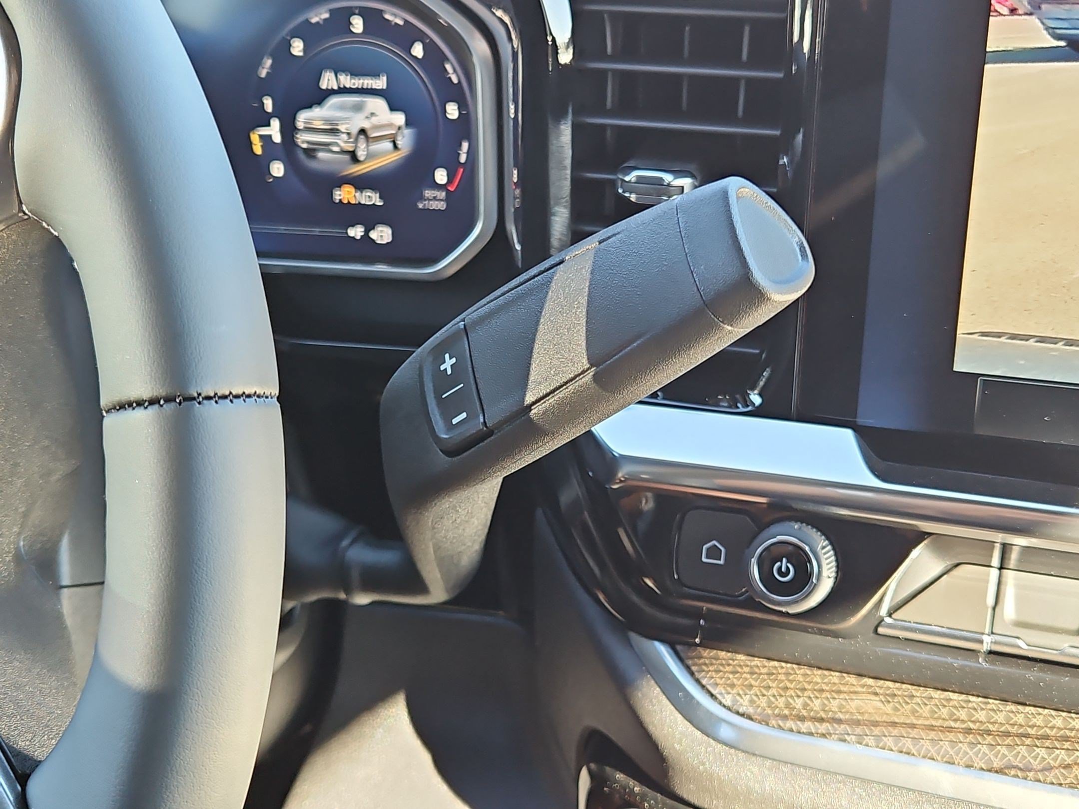 2026 Chevrolet Silverado 1500 LT - Photo 6