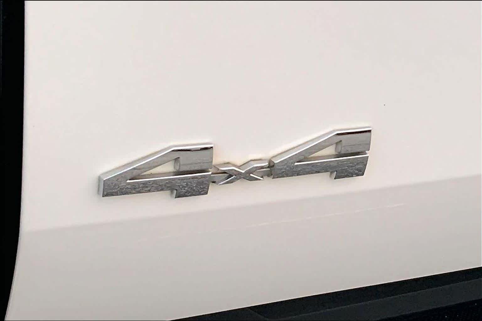 Used 2023 Ice Cap Toyota Limited image 30