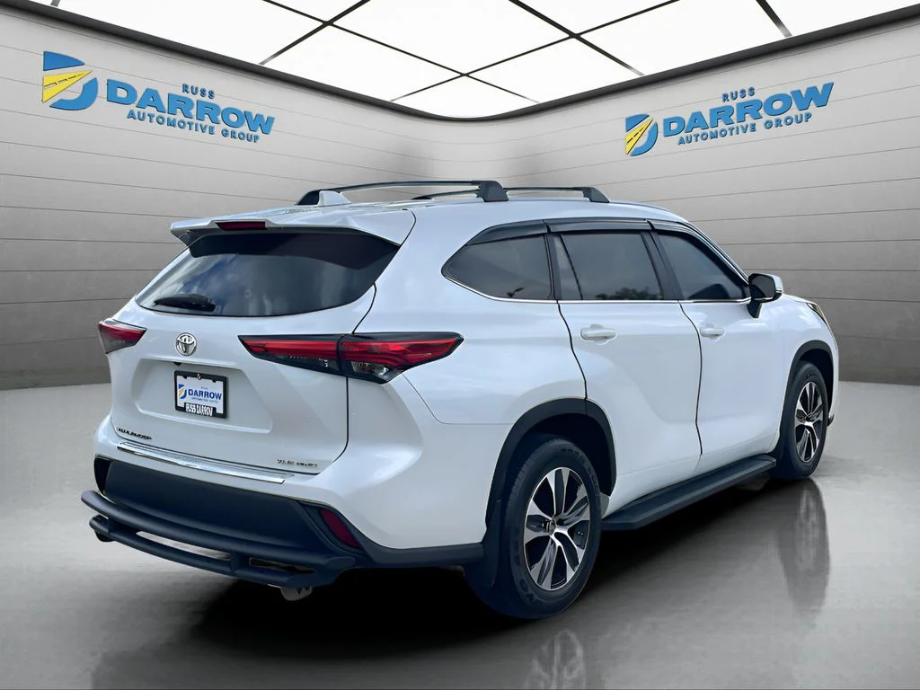 Certified Used 2023 Beige Toyota XLE image 5