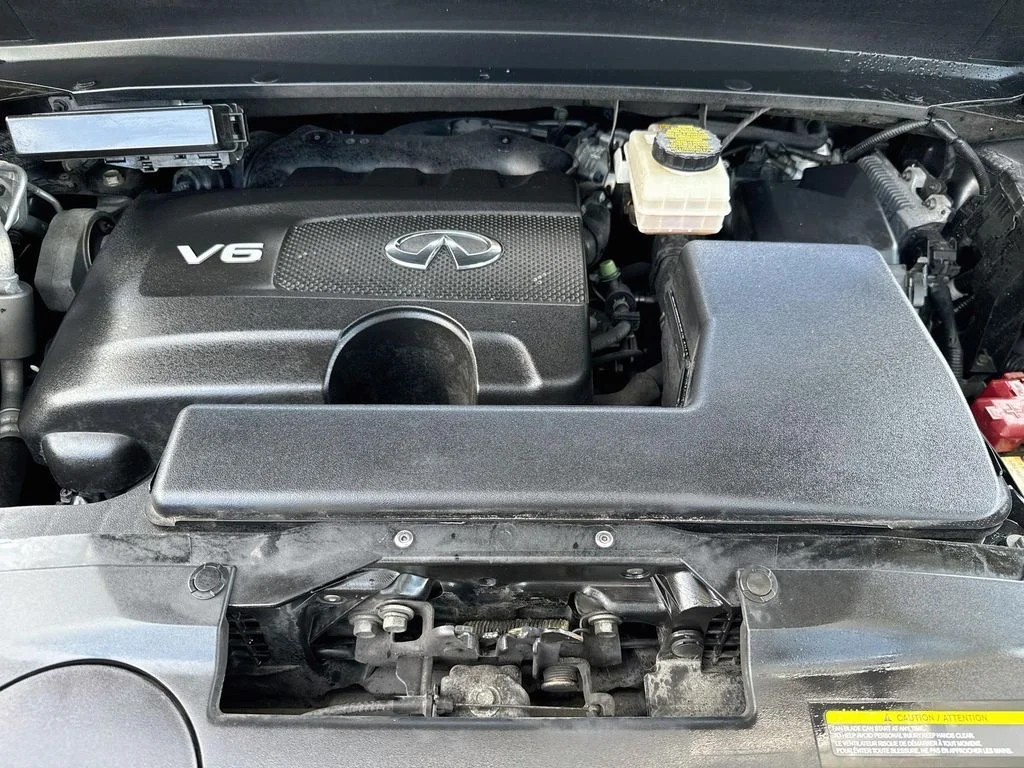 Used 2018 Gray INFINITI Base image 33