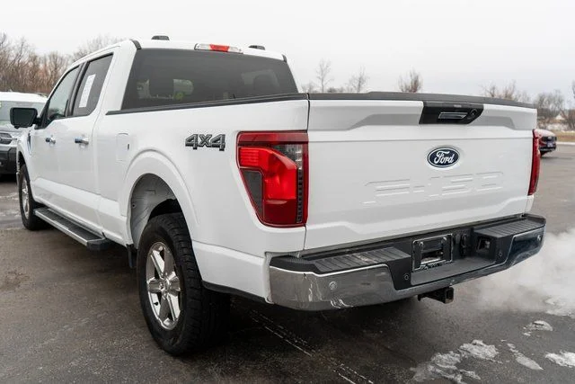 Used 2024 White Ford XLT image 8