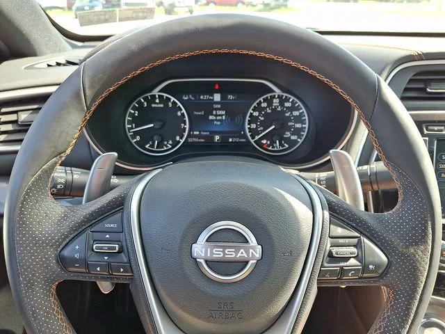 Used 2023 White Nissan SR image 20