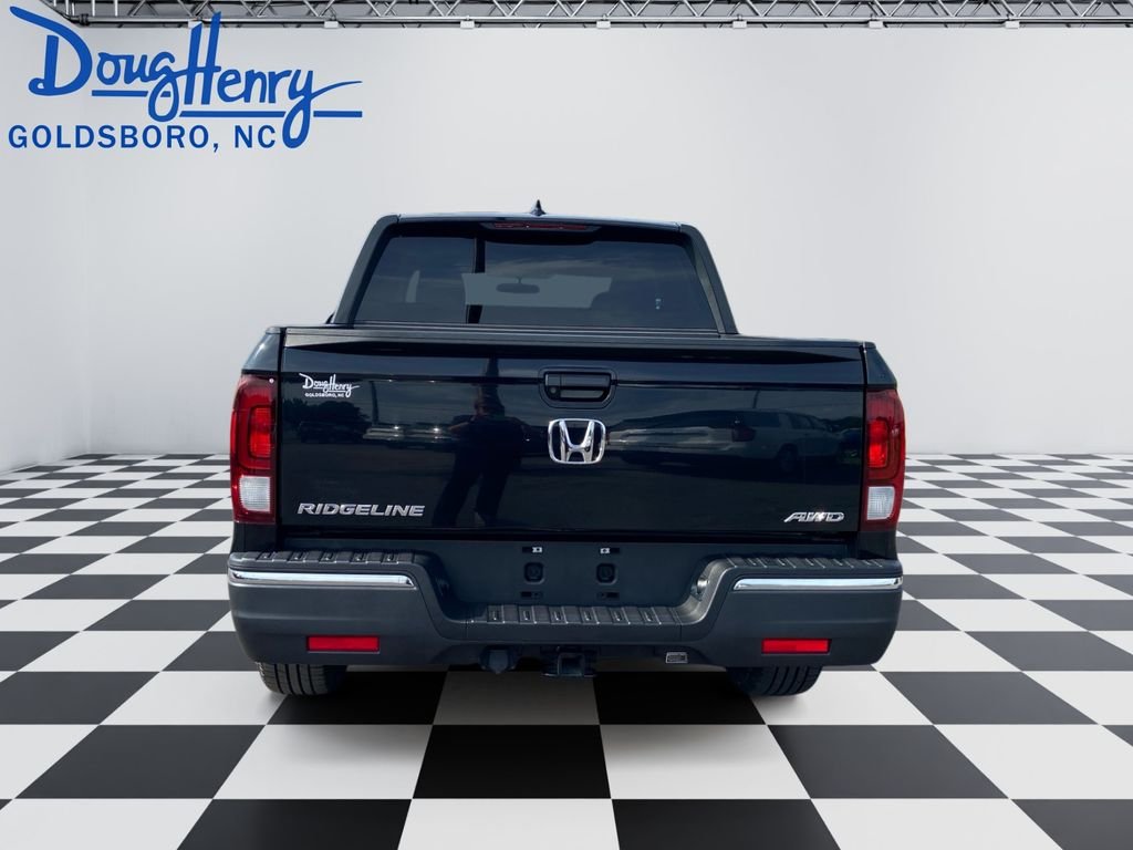 Used 2019  Honda Sport image 4