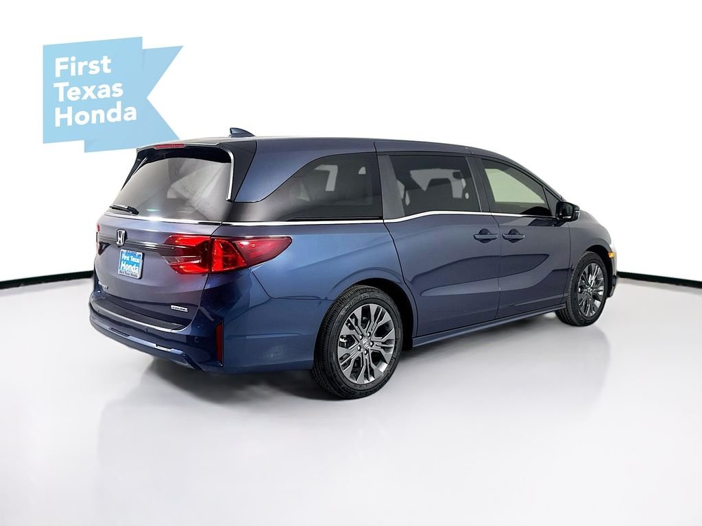 New 2026 Smoke Blue Pearl Honda Touring image 6