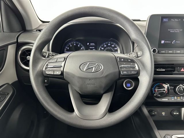 Used 2023 Black Hyundai SEL image 5