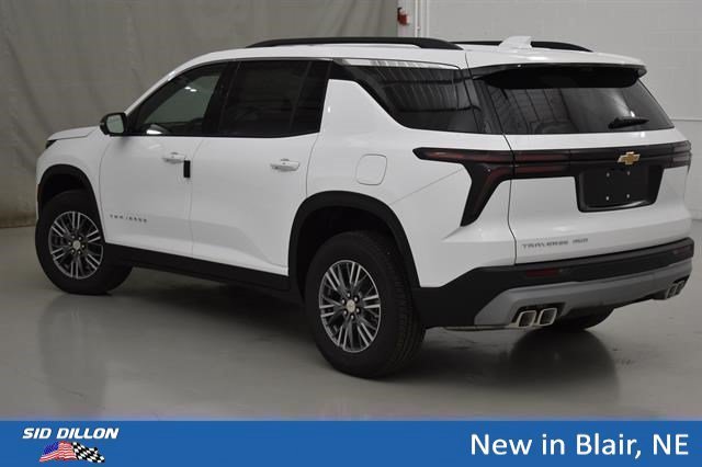 New 2026 Summit White Chevrolet LT image 15