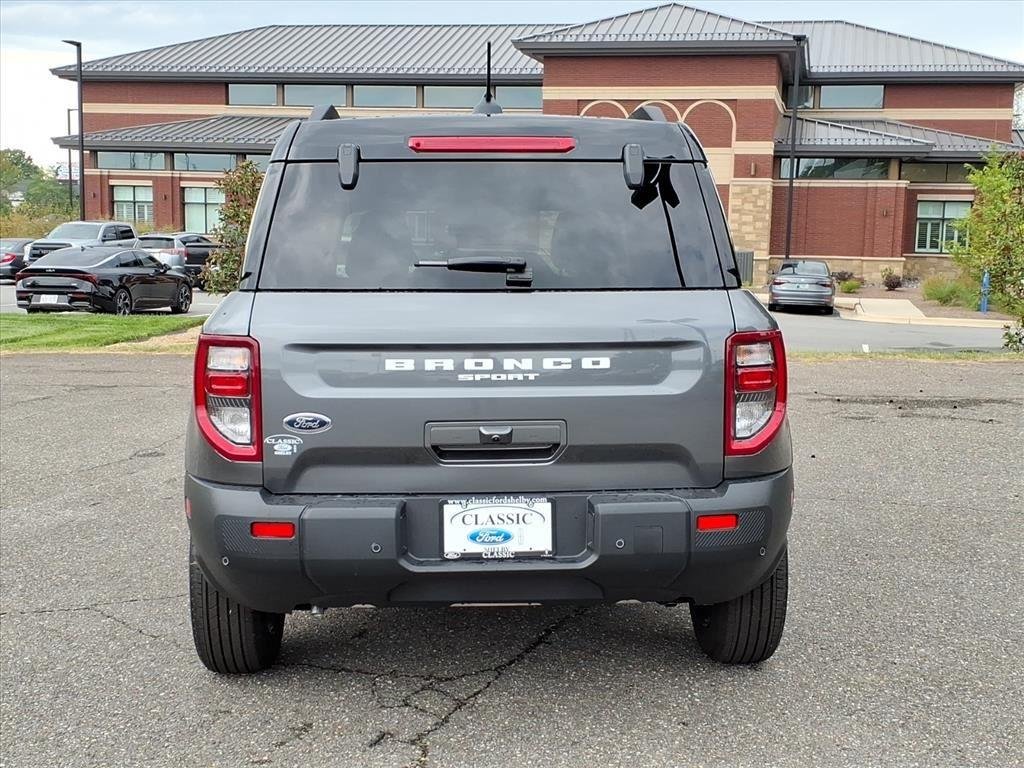 New 2025 Carbonized Gray Metallic Ford Outer Banks® image 19