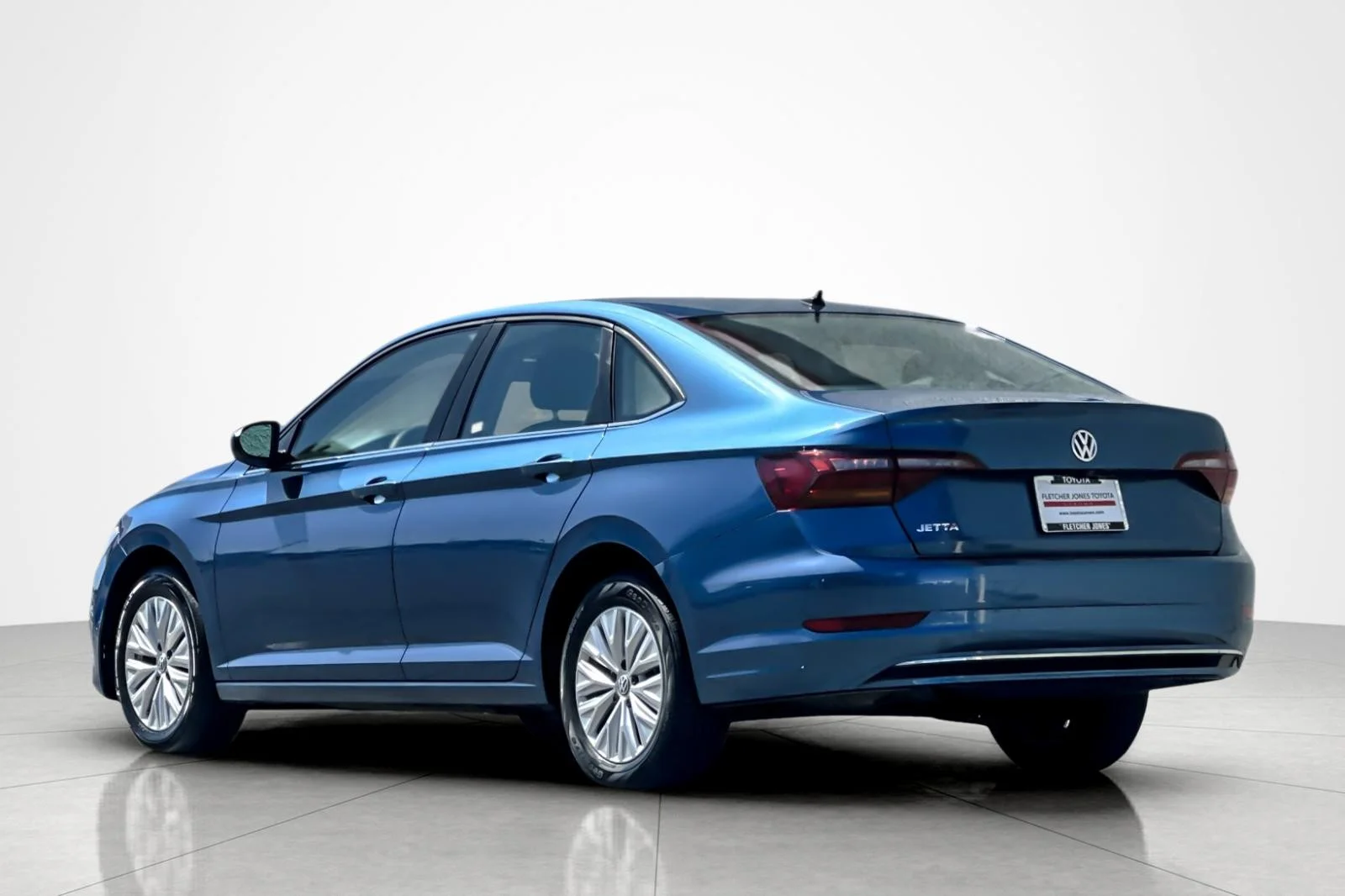 Used 2019 BLUE METALLIC Volkswagen S image 3