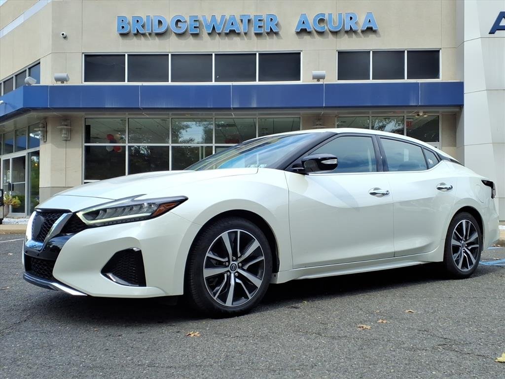 2023 Nissan Maxima SV