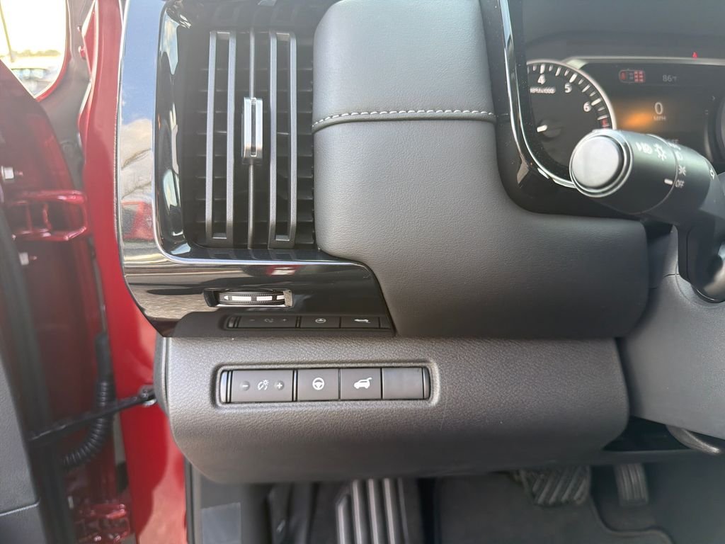 New 2026 Nissan Pathfinder SV 4D Sport Utility