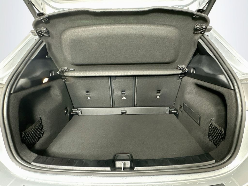 New 2026 Cirrus Silver Metallic Mercedes-Benz GLA 250 image 25