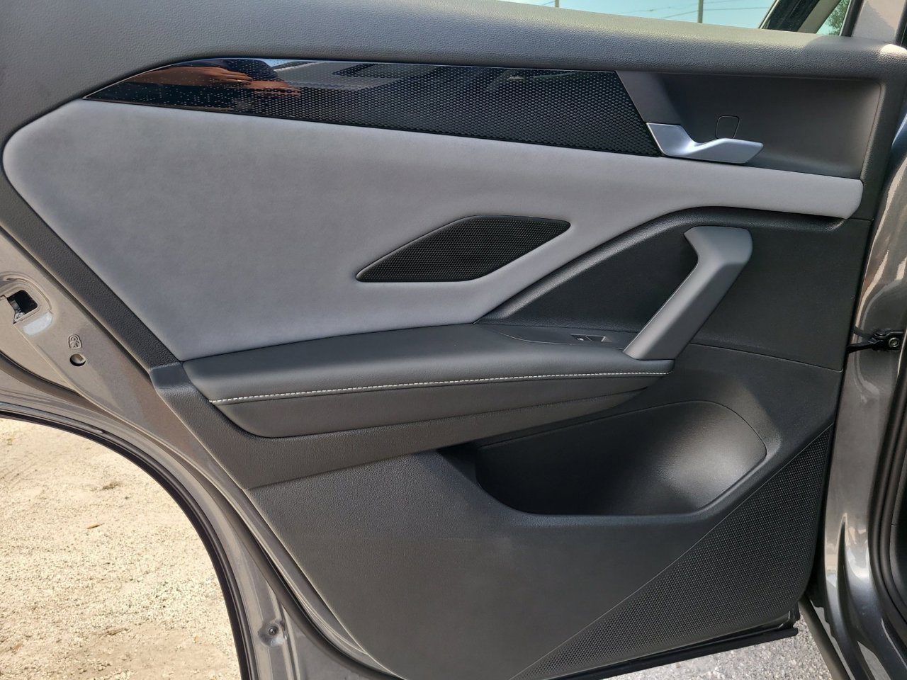 New 2026 Platinum Gray Metallic Volkswagen SE image 9