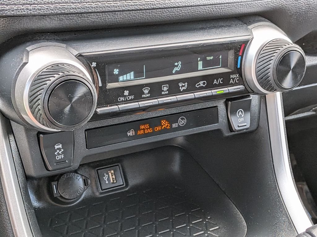 2023 Toyota RAV4 LE - Photo 23