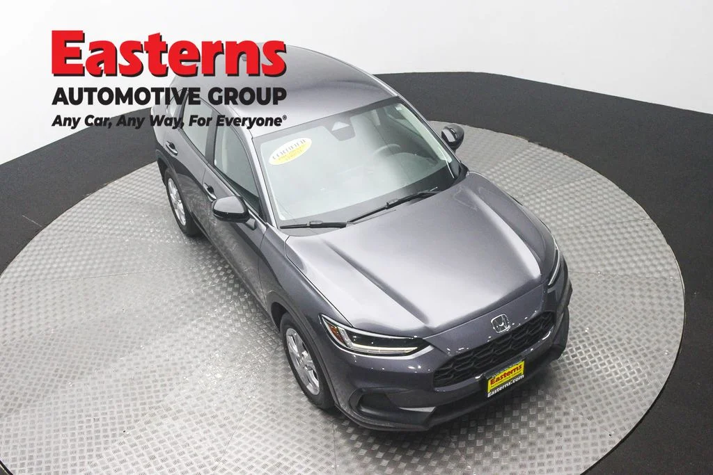 Used 2023 Gray Honda LX image 3