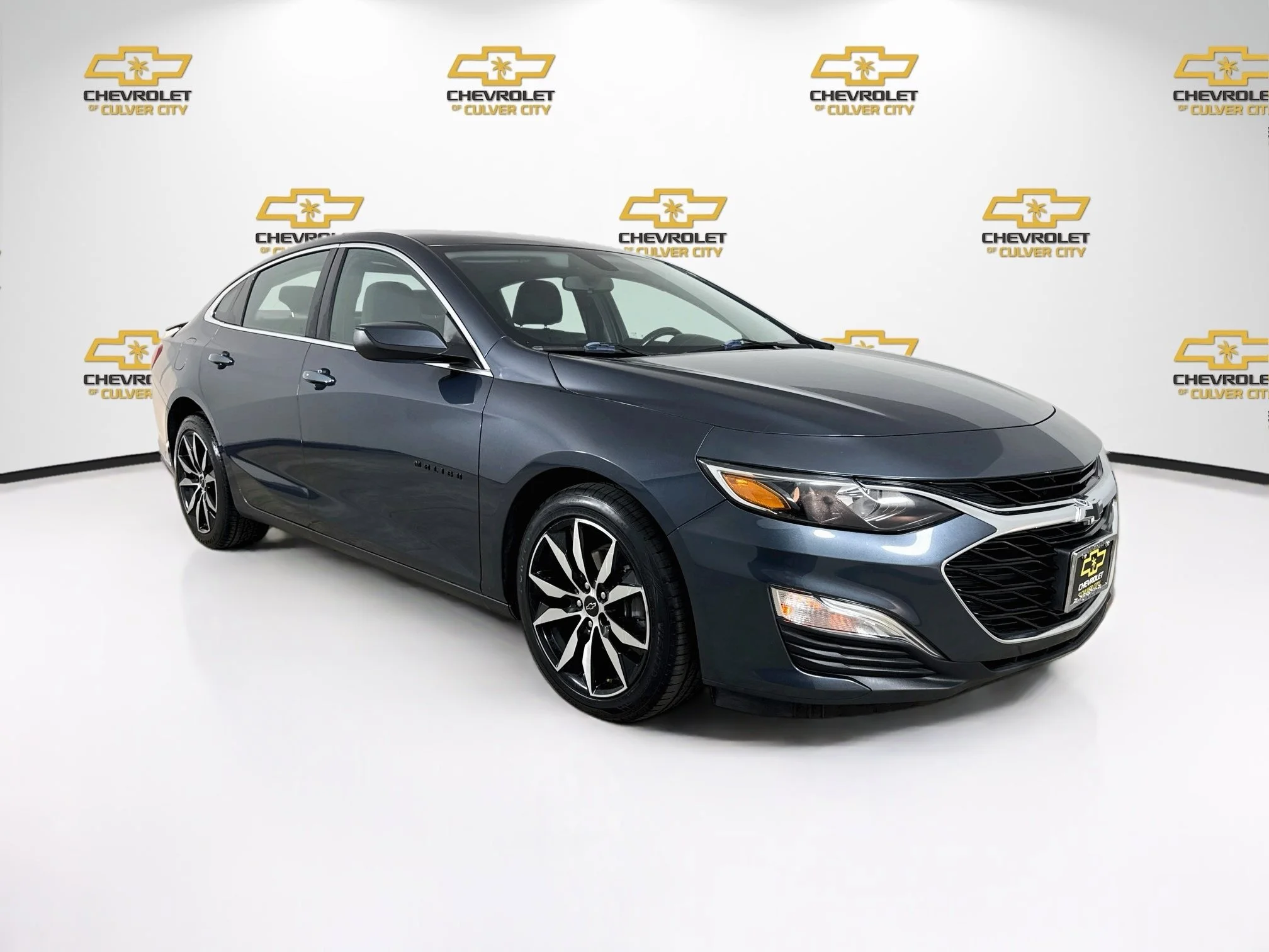 Used 2020 SHADOW GRAY METALLIC Chevrolet RS image 1