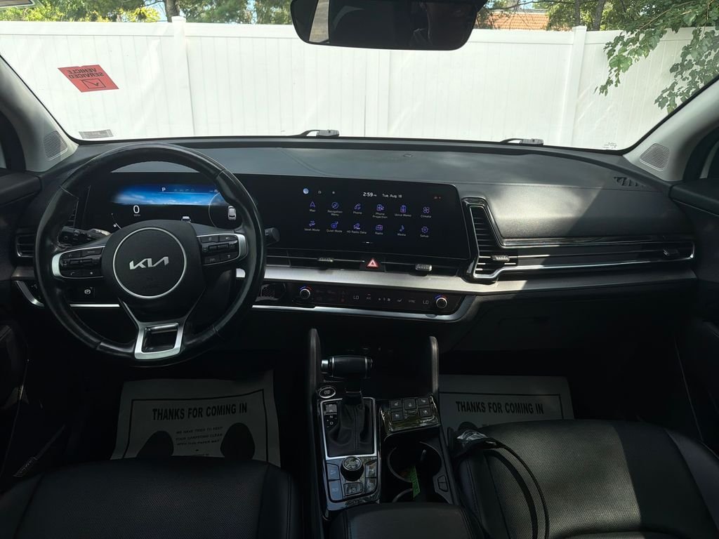 Used 2023 White Kia SX-Prestige image 14