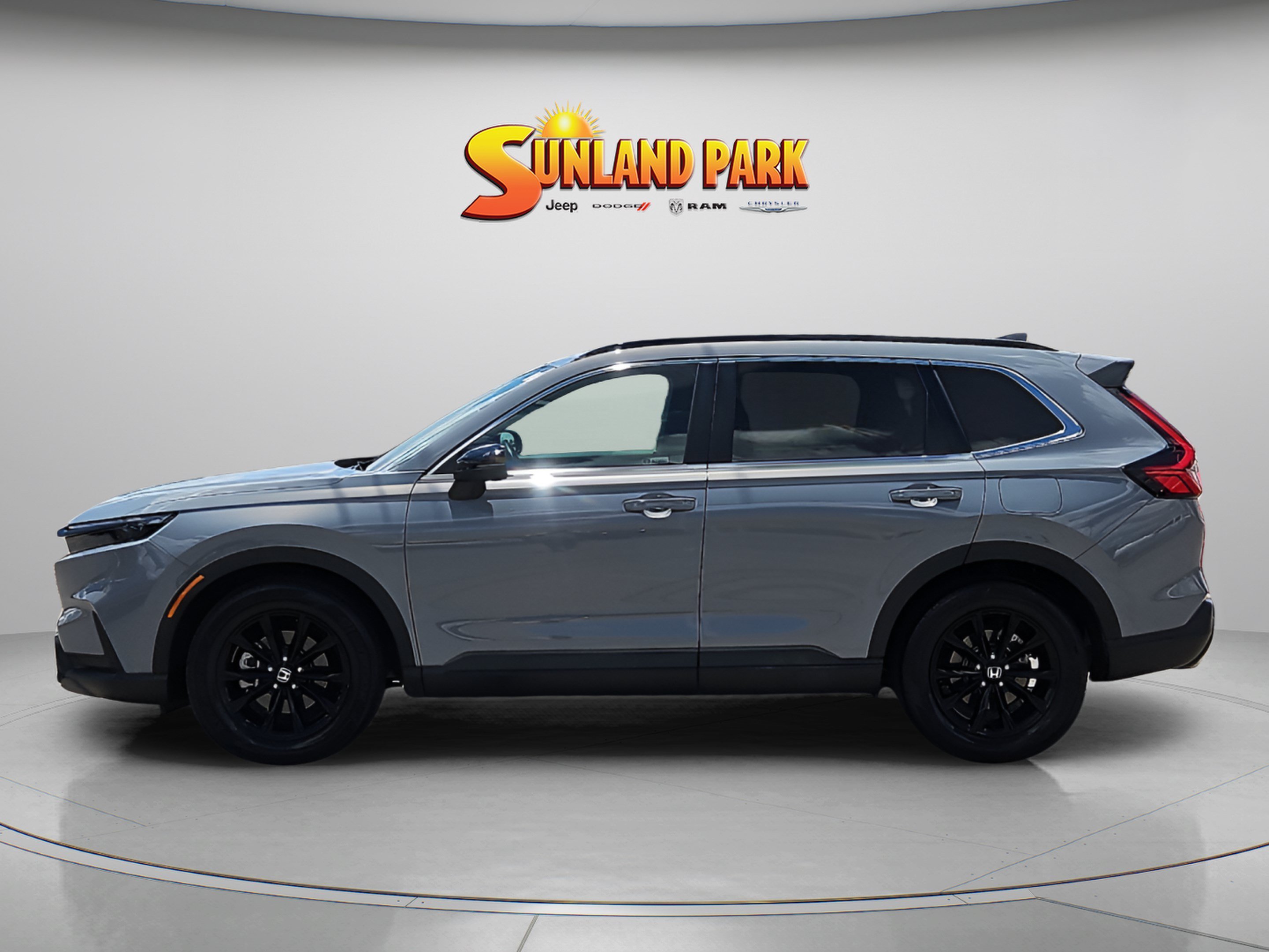 Used 2024 Urban Gray Pearl Honda Sport-L image 3