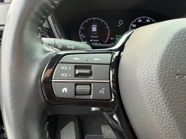 Used 2024  Honda EX-L image 22