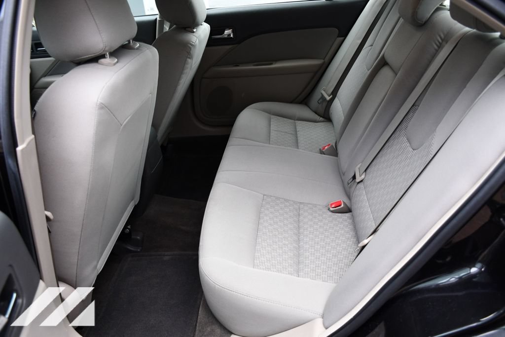 Used 2012 Gray Ford S image 23