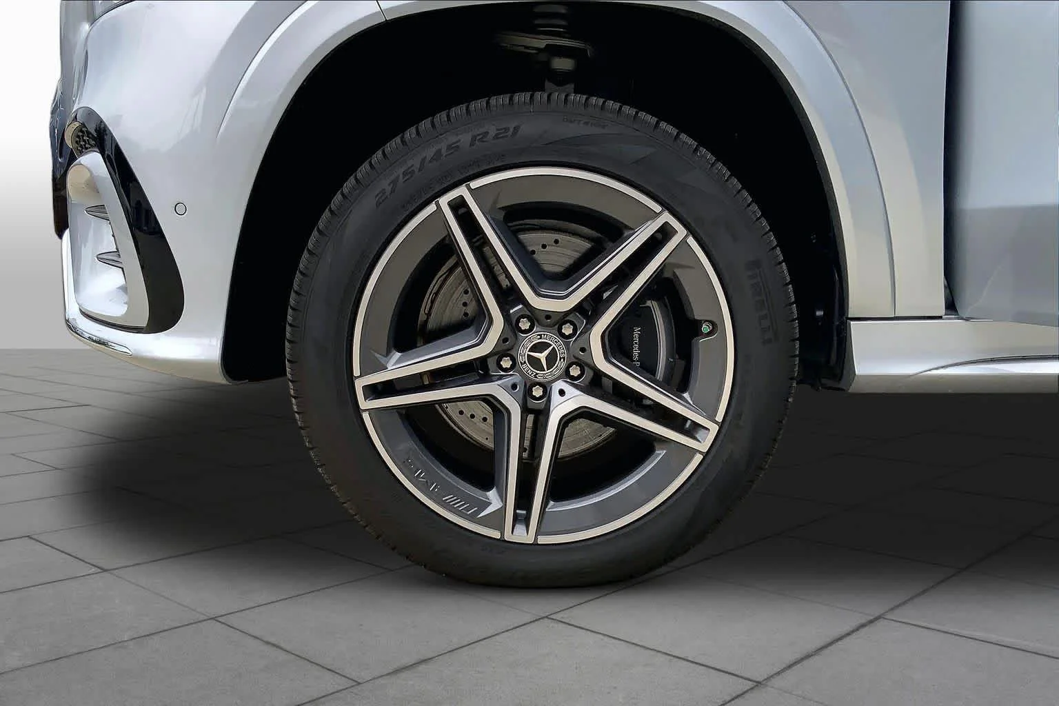 New 2025 Cirrus Silver Metallic Mercedes-Benz GLS 450 image 11