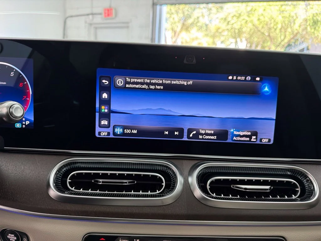 New 2027 White Mercedes-Benz GLS 450 image 19