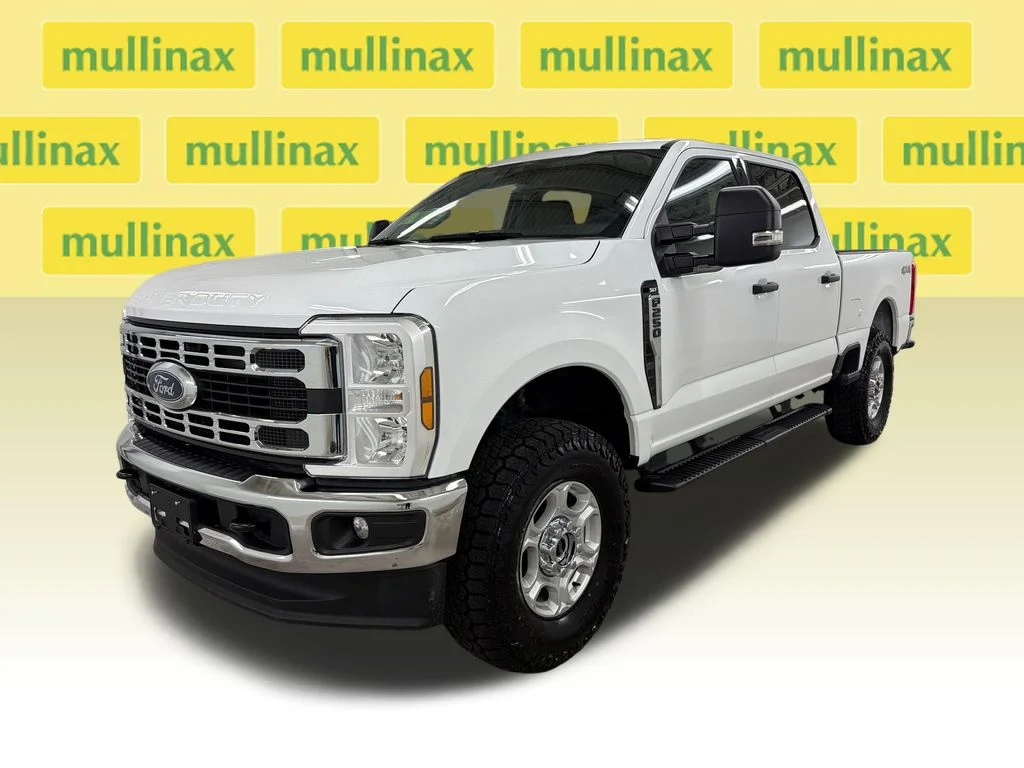 Used 2025 White Ford XLT image 13