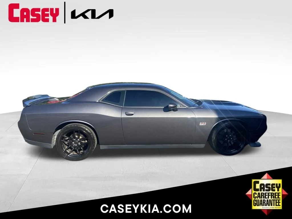 2019 Dodge Challenger R/T's photo