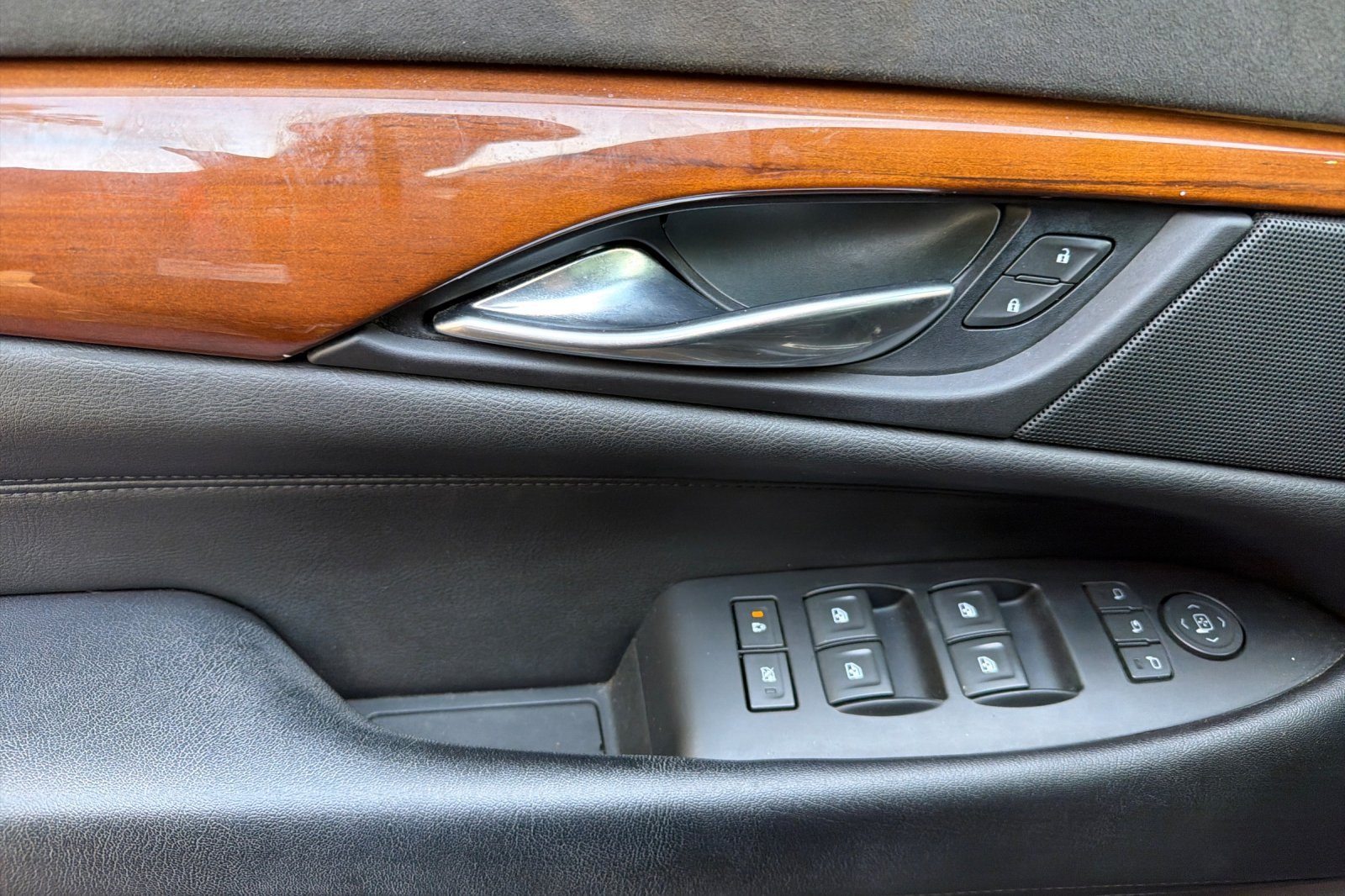Used 2017 Black Raven Cadillac Luxury image 9