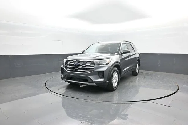 New 2026 Gray Ford Active image 3