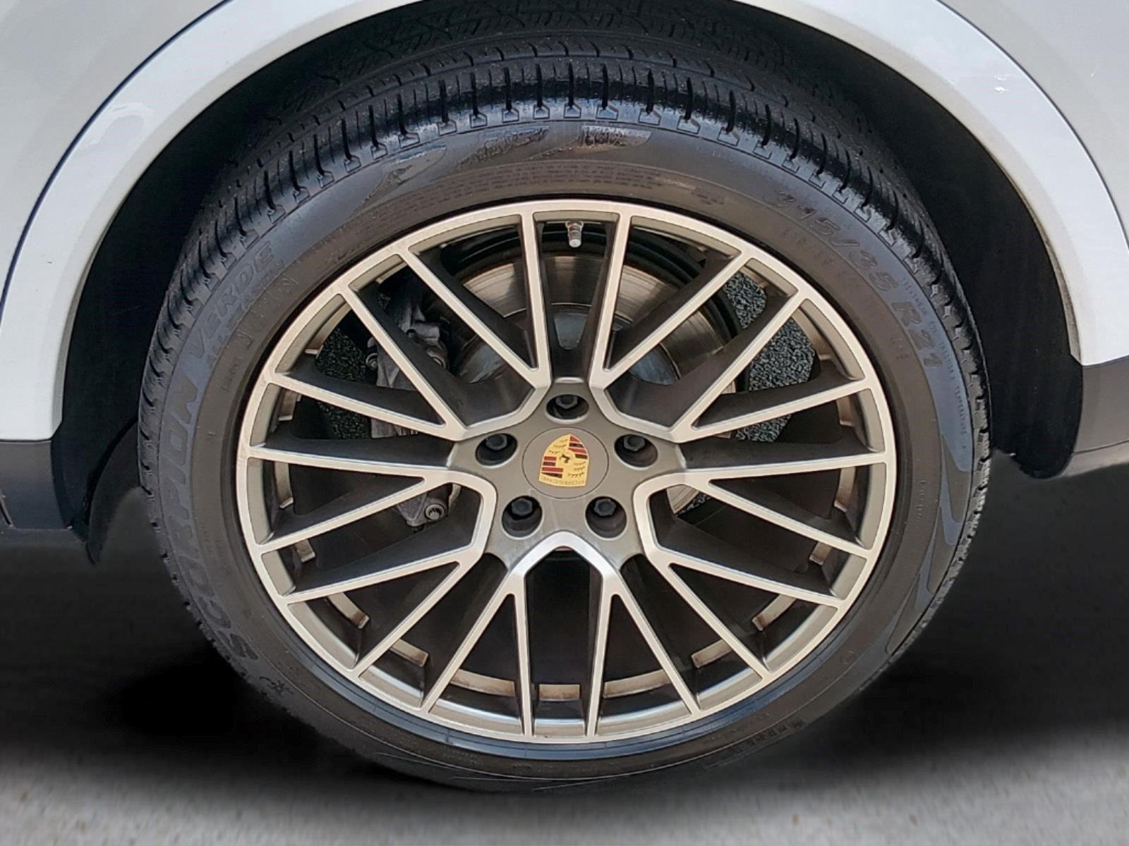 Used 2023 White Porsche Platinum Edition image 18