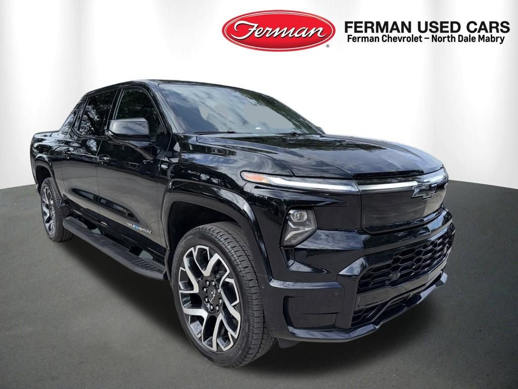 2025 Chevrolet Silverado EV RST Max Range's photo