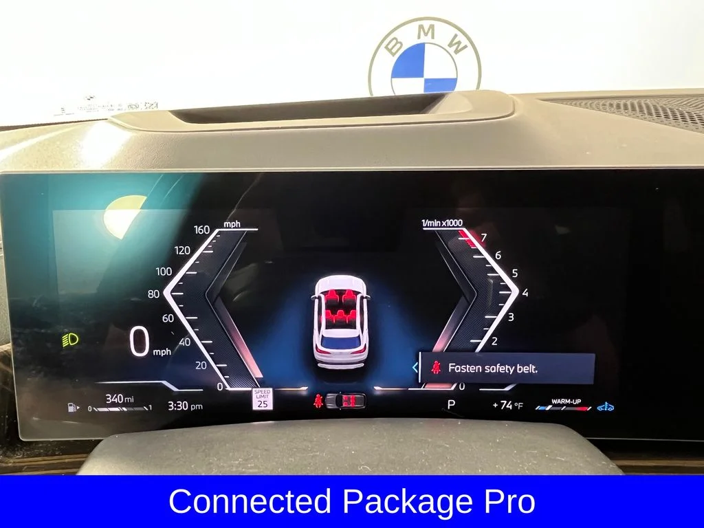 Used 2025 White BMW xDrive40i image 4