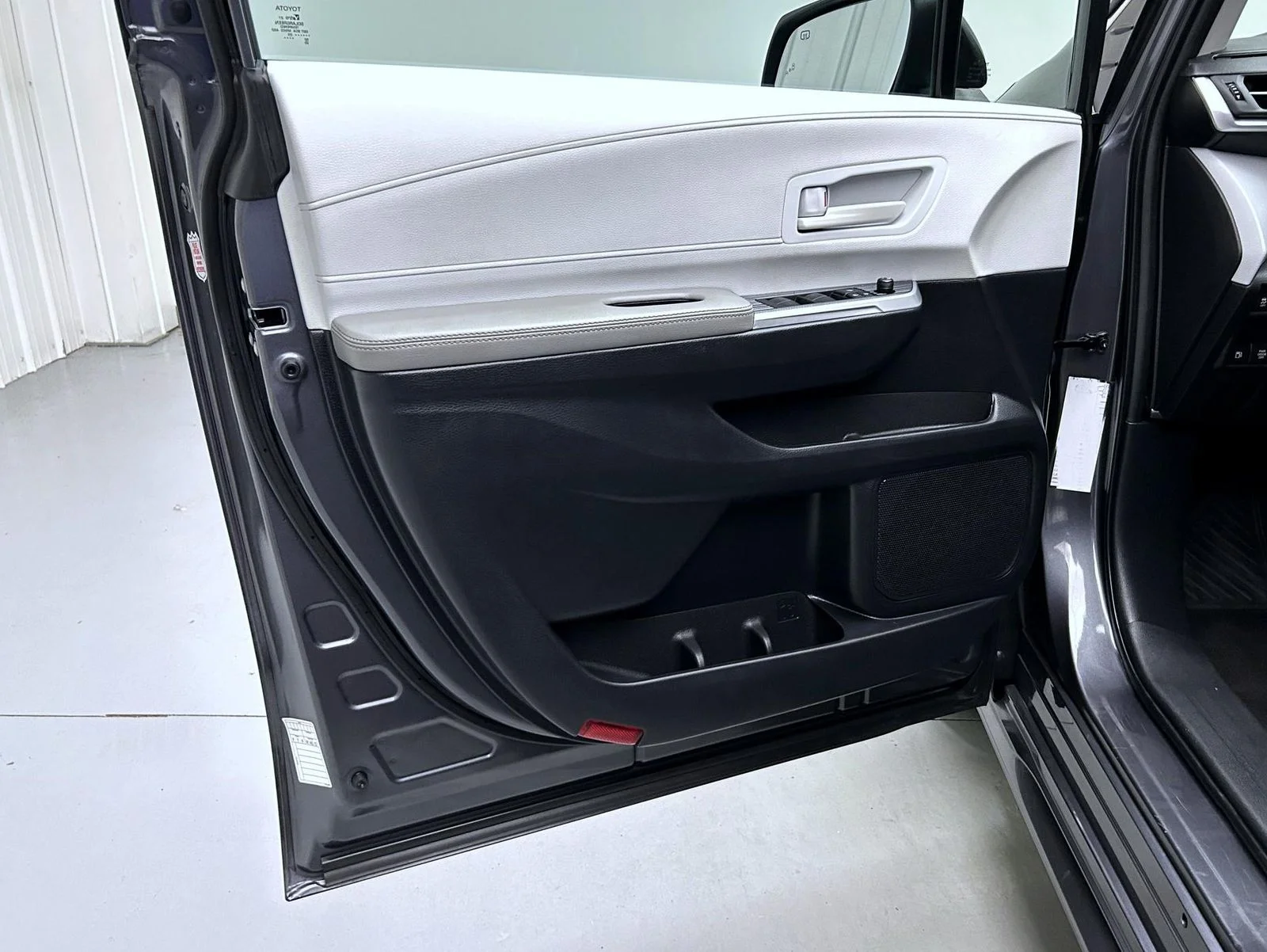 Used 2025 Gray Toyota LE image 9