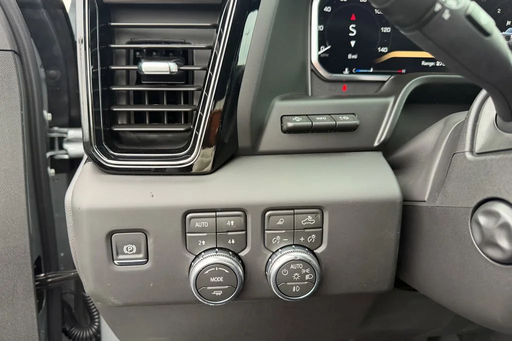 New 2026 Sterling Metallic GMC AT4X image 20
