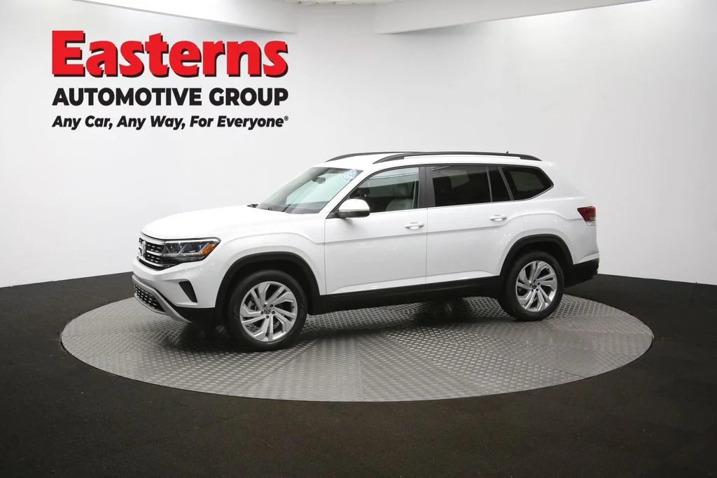 Used 2021 White Volkswagen 2.0T SE w/Technology image 60