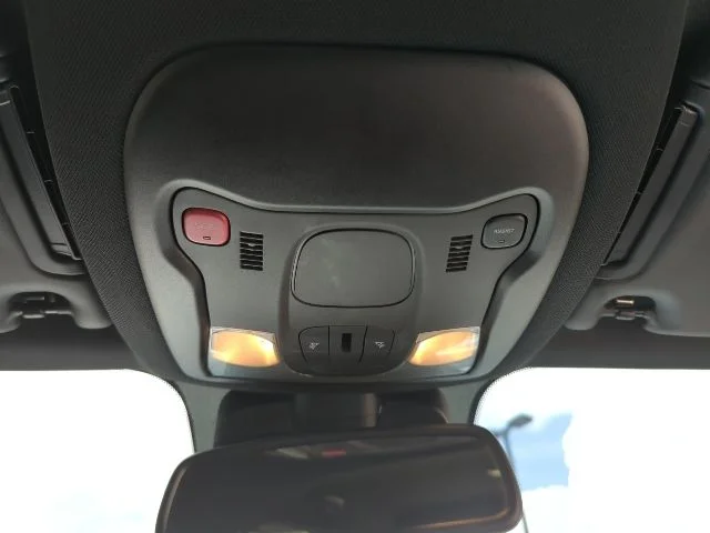 Used 2022 Teal Jeep Altitude image 20