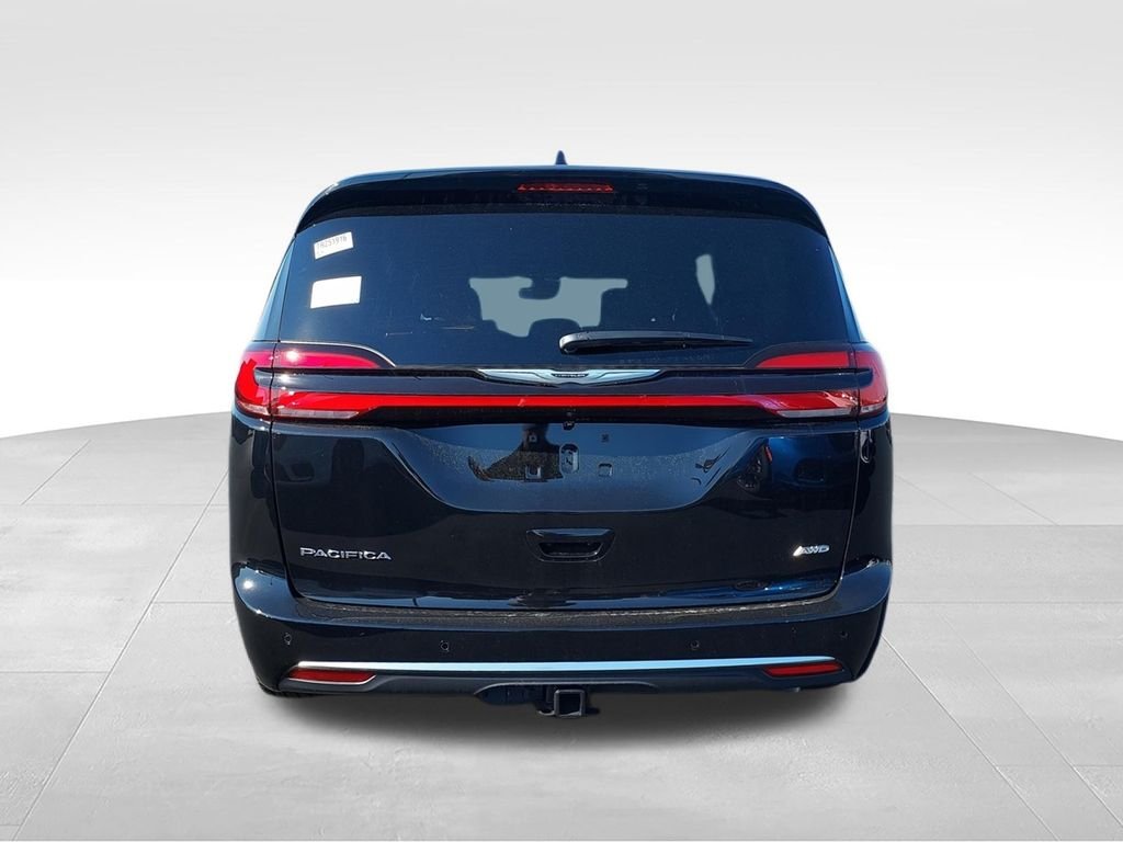 New 2026 Black Chrysler Pinnacle image 7